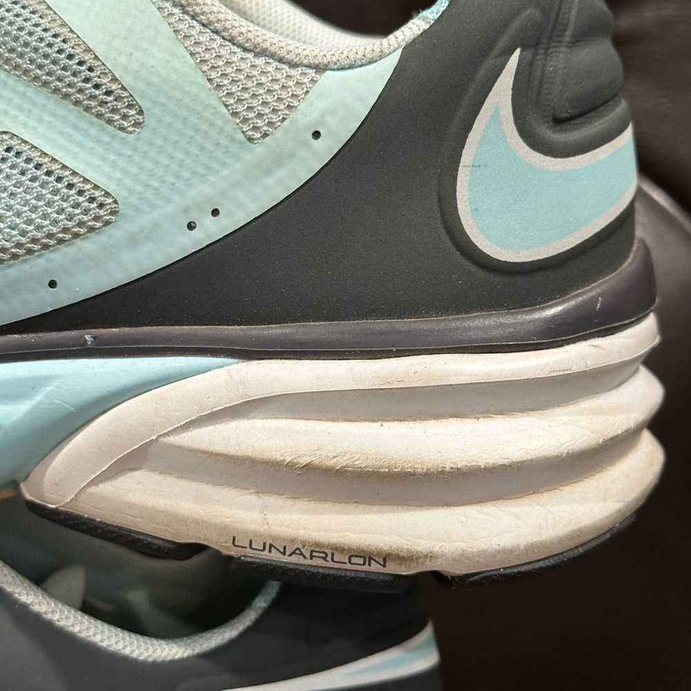 Nike Women's Mint Green Athletic Shoes - Picture 3 of 9